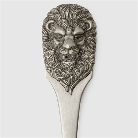 Spoon with lion head handle, set of two 